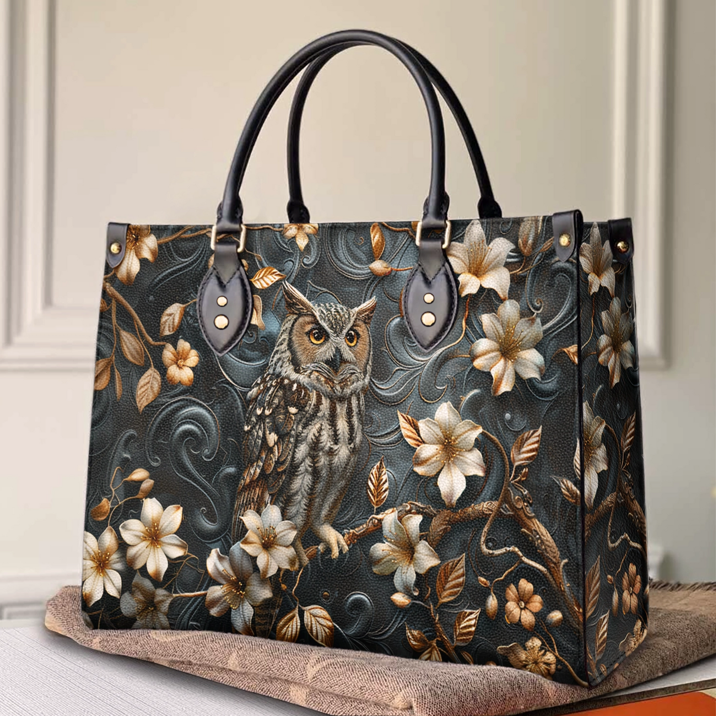 Shineful Nocturne Wisdom Leather Bag