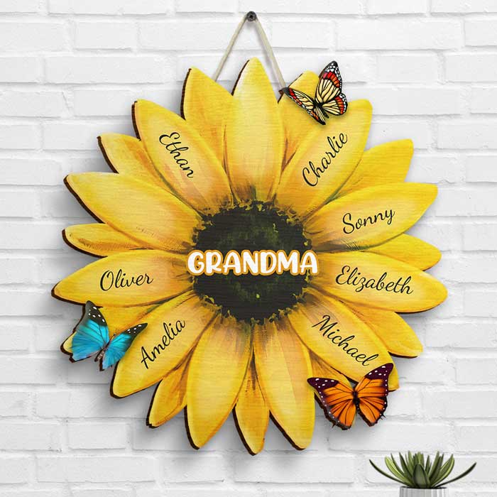 Shineful Nana Grandma Family Sunflower - Personalized Shaped Wood Sign