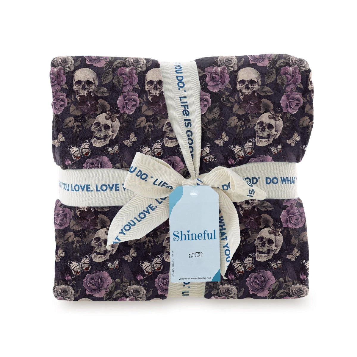 Shineful Fleece Blanket Midnight Skulls and Roses