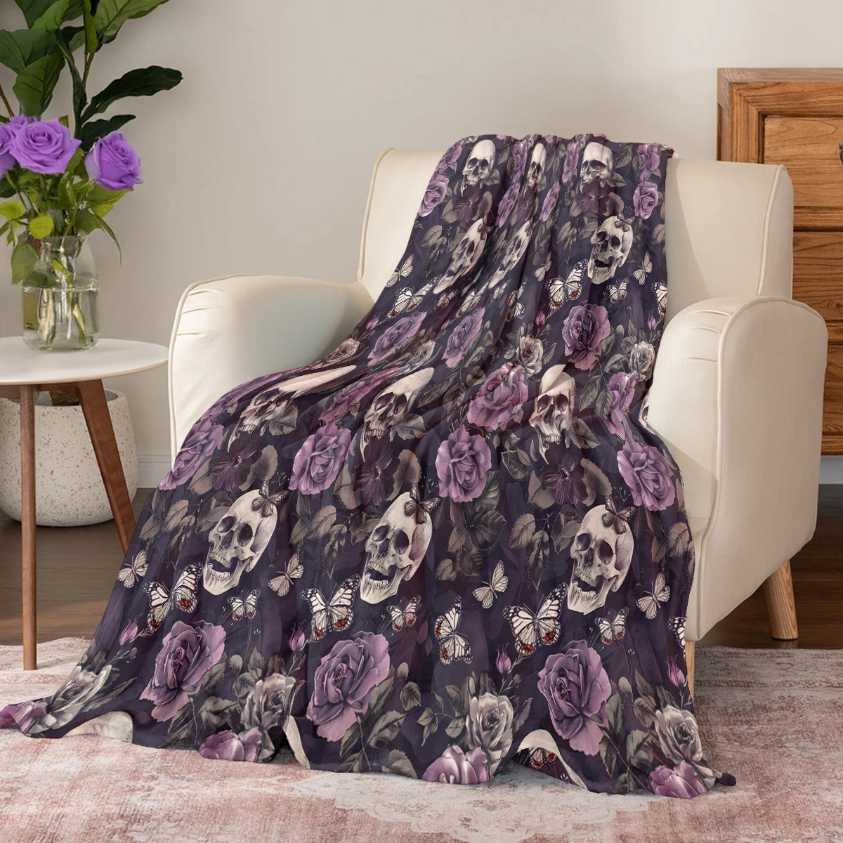 Shineful Fleece Blanket Midnight Skulls and Roses
