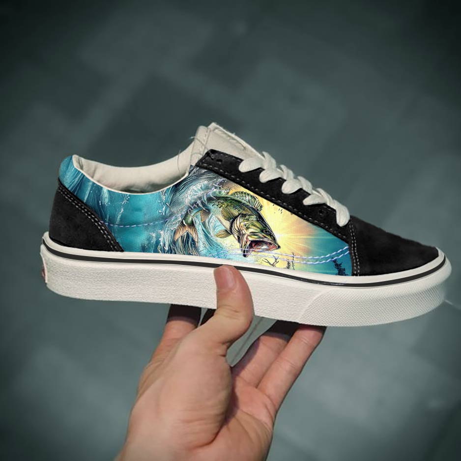 Shineful Sneakers Shining Fishing