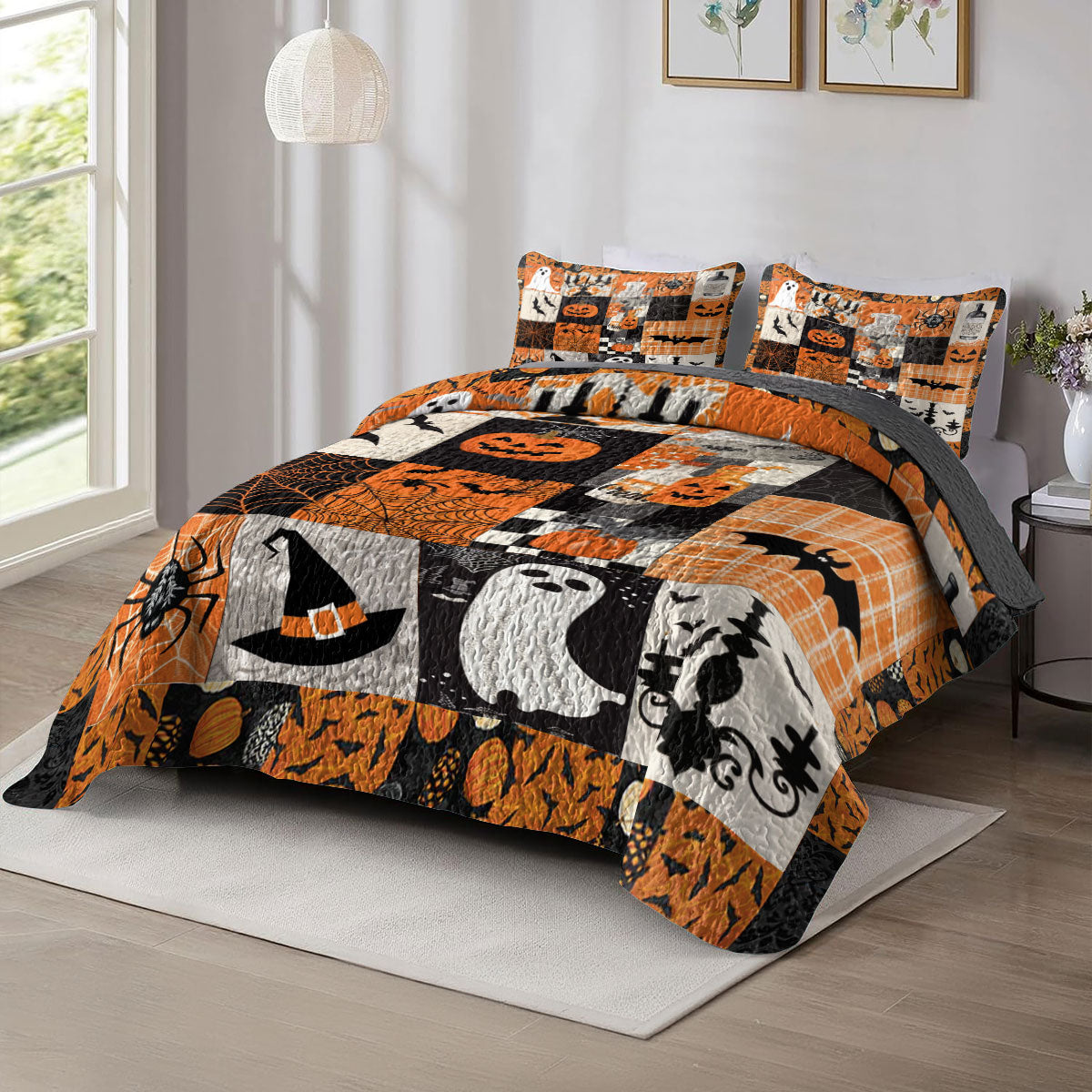 Shineful All Season Quilt 3-Piece Set Halloween Spooky Patchwork