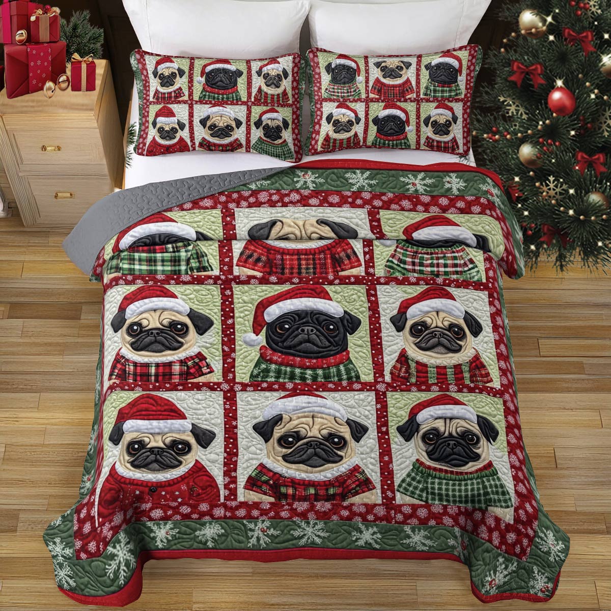 Shineful All Season Quilt 3-Piece Set Festive Pugs