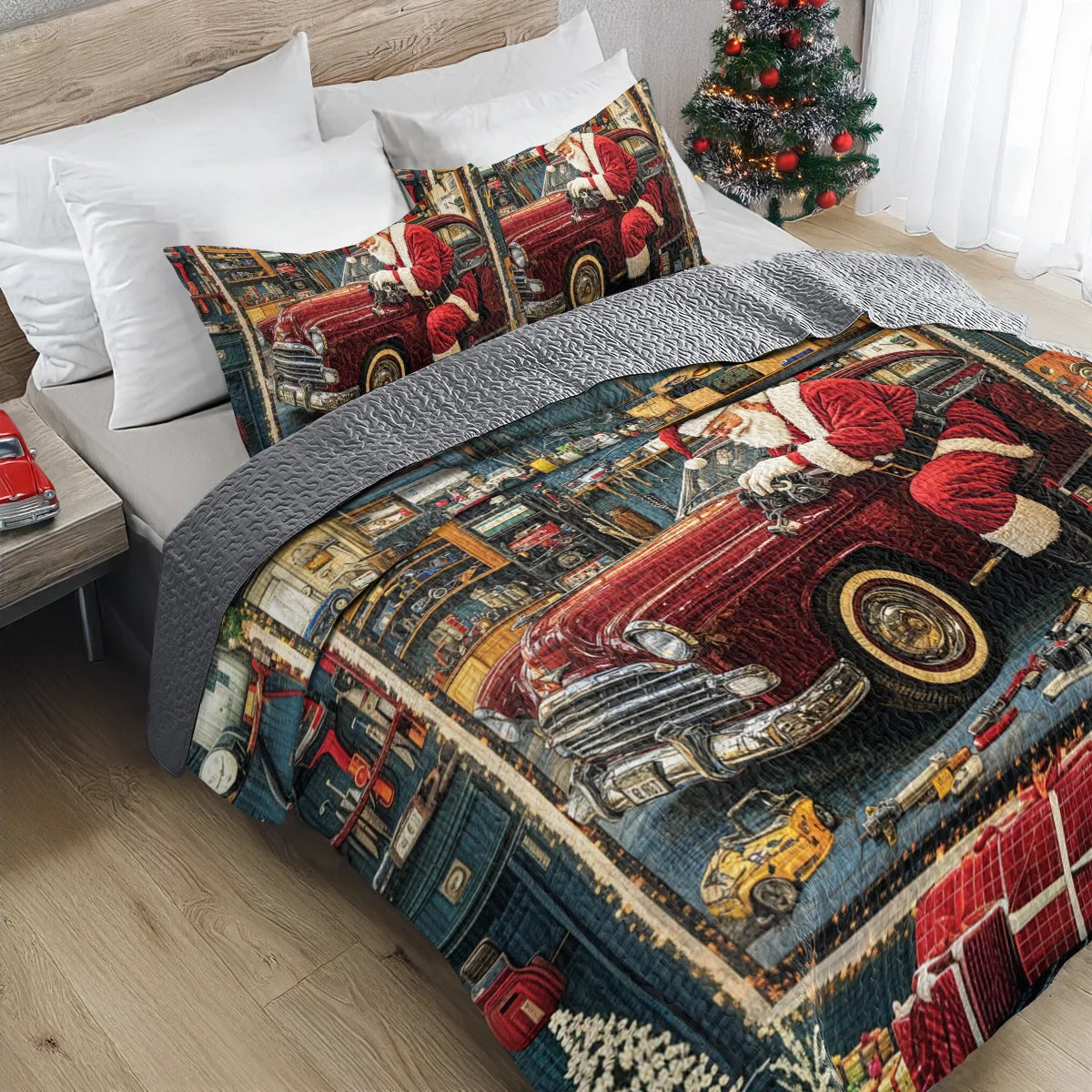 Shineful All Season Quilt 3-Piece Santa’s Workshop Magic