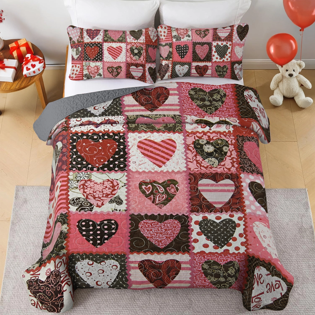 Shineful All Season Quilt 3-Piece Heartfelt Patchwork Quilt