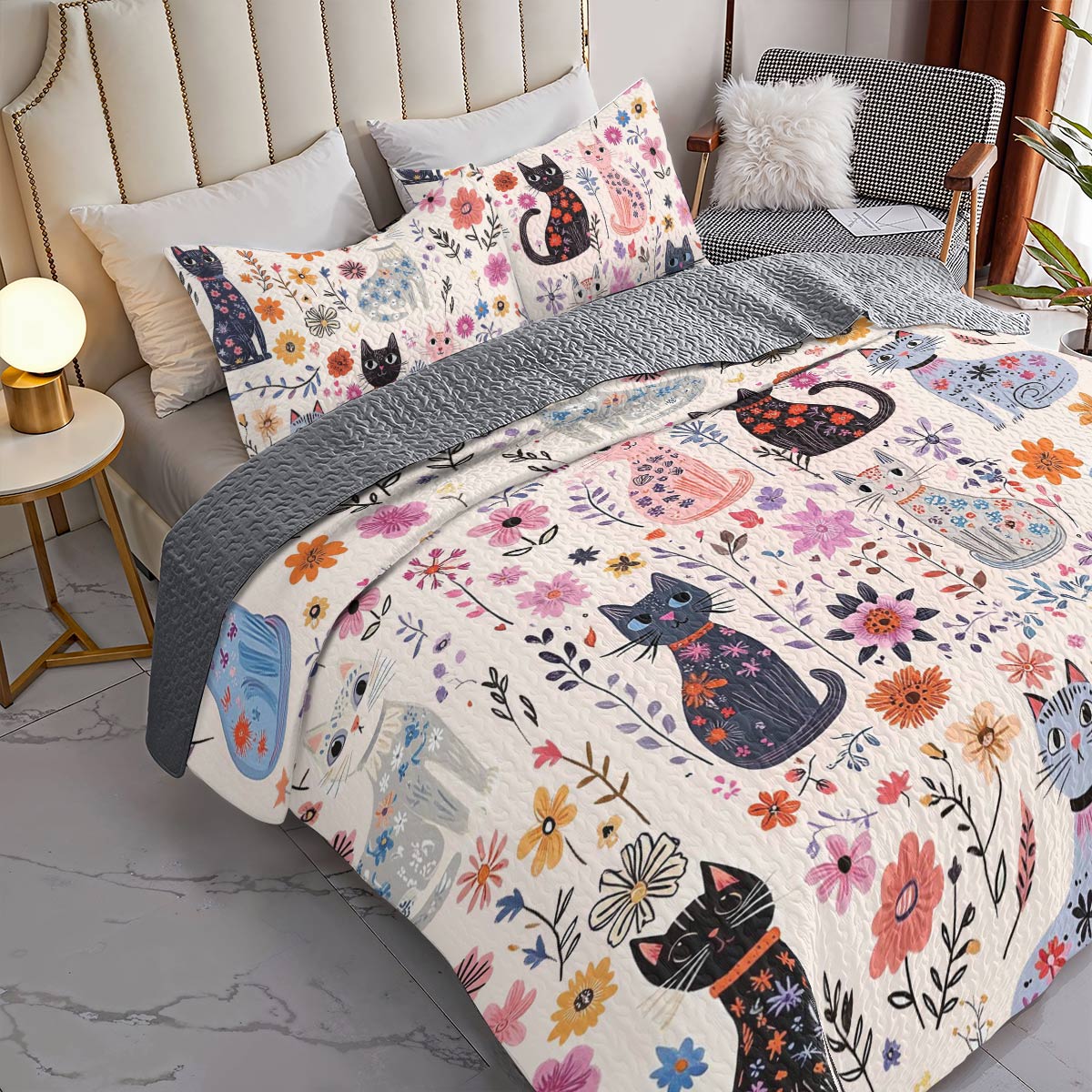 Shineful All Season Quilt 3-Piece Set Catty Blooms
