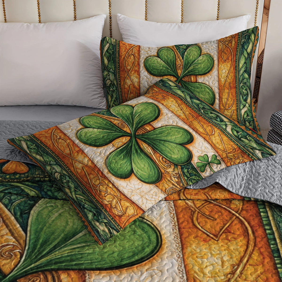 Shineful All Season Quilt 3-Piece Set Celtic Clover