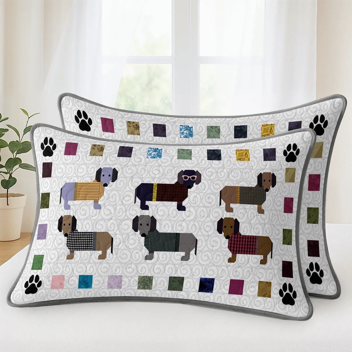 Shineful Quilt 3-Piece Set Dachshund Paws and Patches