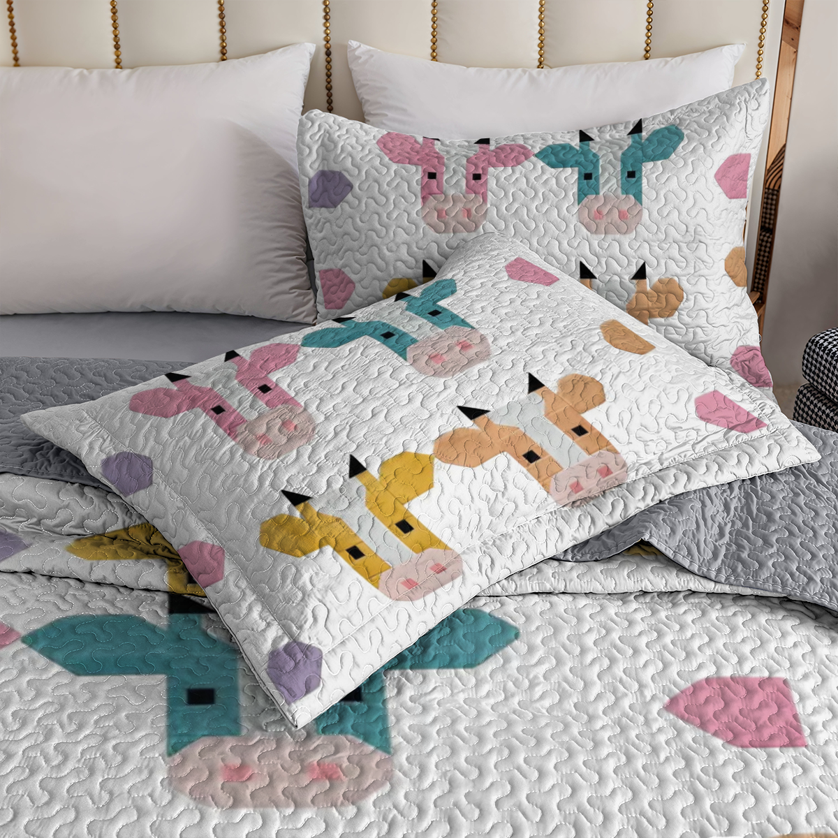 Shineful All Season Quilt 3-Piece Set - Colorful Cow