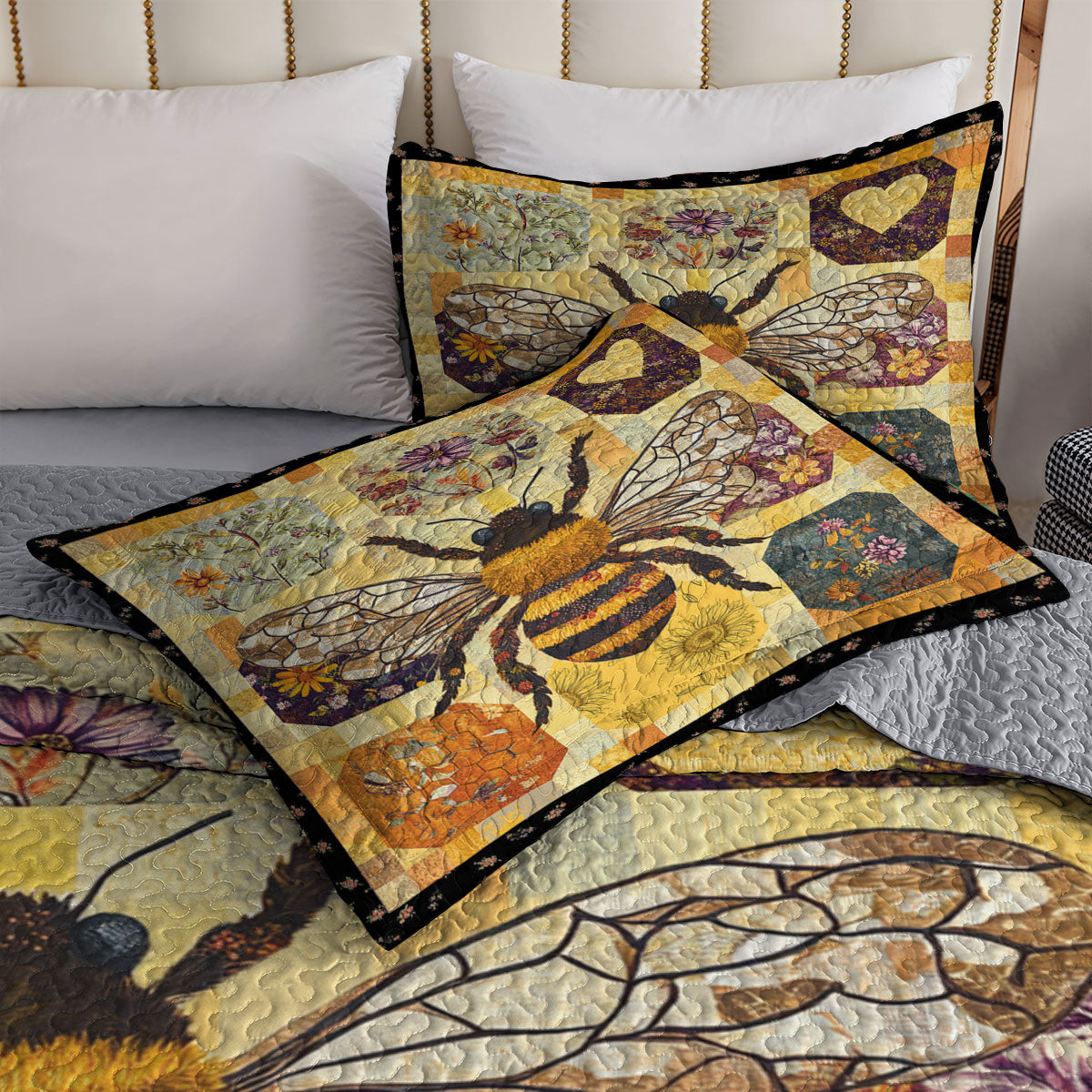 Shineful All Season Quilt 3-Piece Set Bee Gorgeous