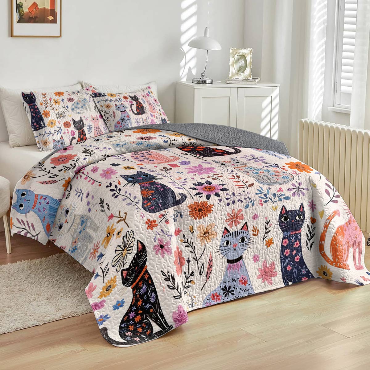 Shineful All Season Quilt 3-Piece Set Catty Blooms
