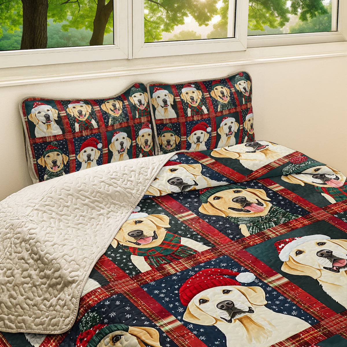 Shineful All Season Quilt 3-Piece Set Golden Christmas Cheer