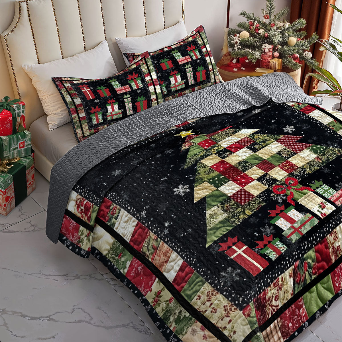 Shineful All Season Quilt 3-Piece Set Festive Patchwork Christmas Tree