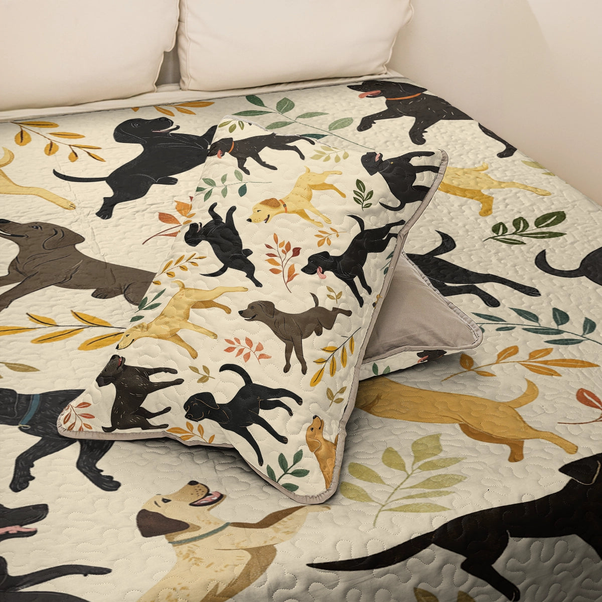 Shineful All Season Quilt 3-Piece Set - Playful Labrador Retrievers