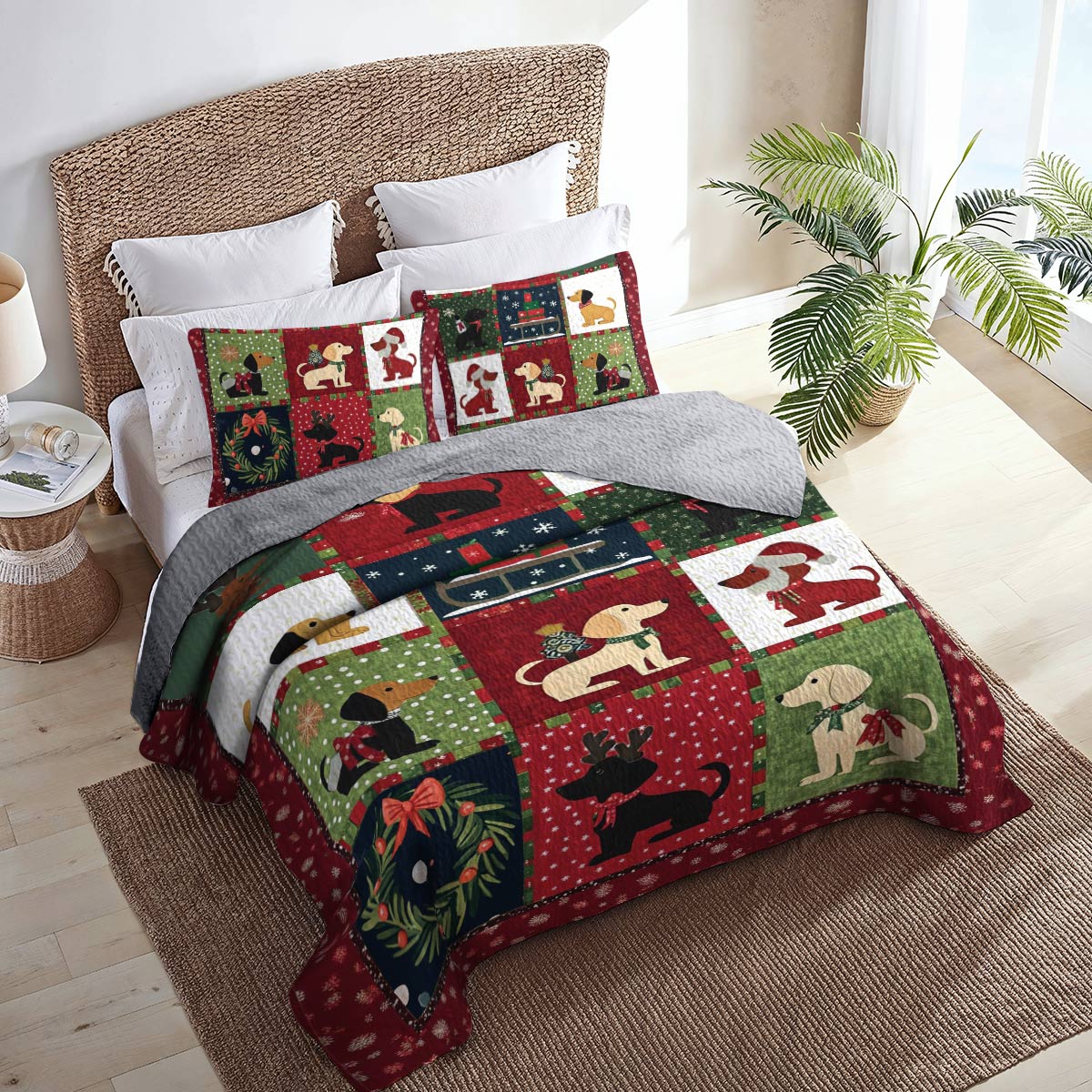 Shineful All Season Quilt 3-Piece Set Festive Dachshunds