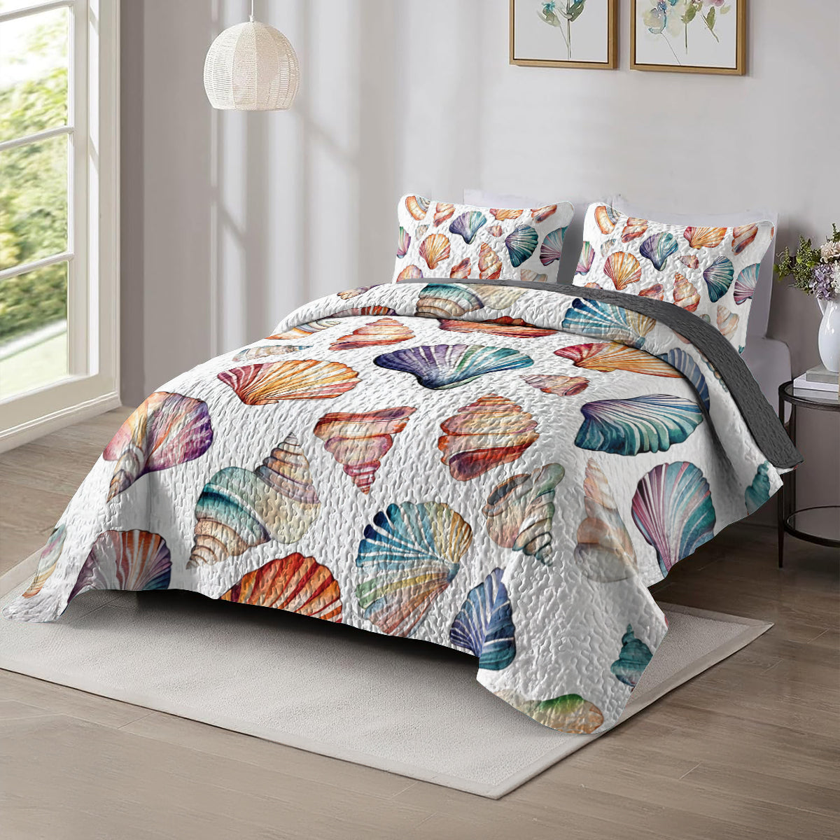 Shineful All Season Quilt 3-Piece Set Colorful Seashells Pattern