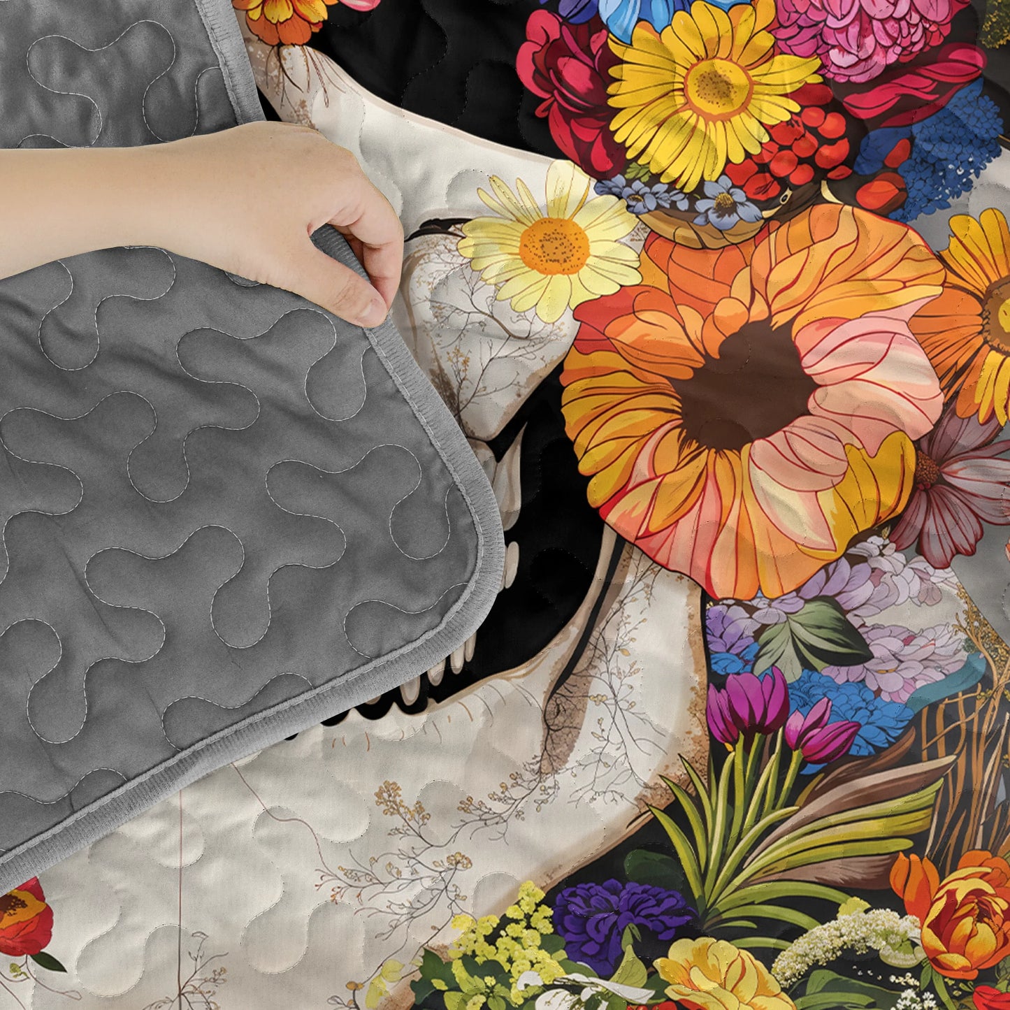 Shineful Quilt 3-Piece Set Skull Blossom