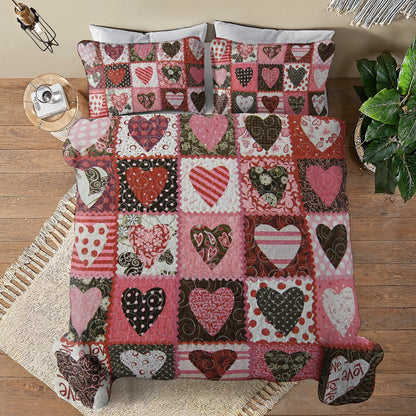 Shineful All Season Quilt 3-Piece Heartfelt Patchwork Quilt