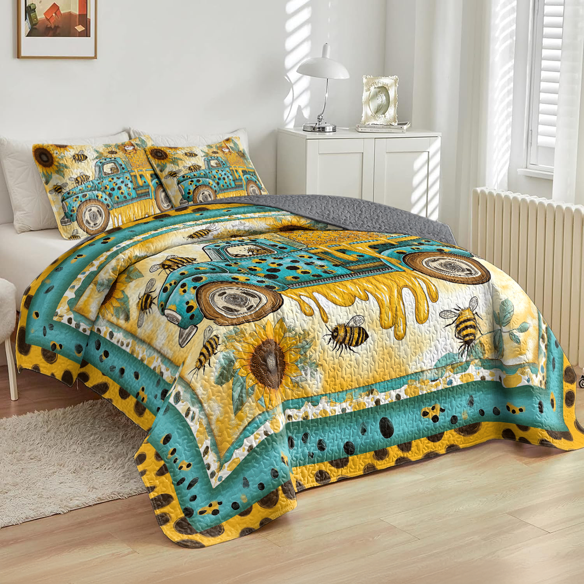 Shineful All Season Quilt 3-Piece Set Bee Truck Cozy