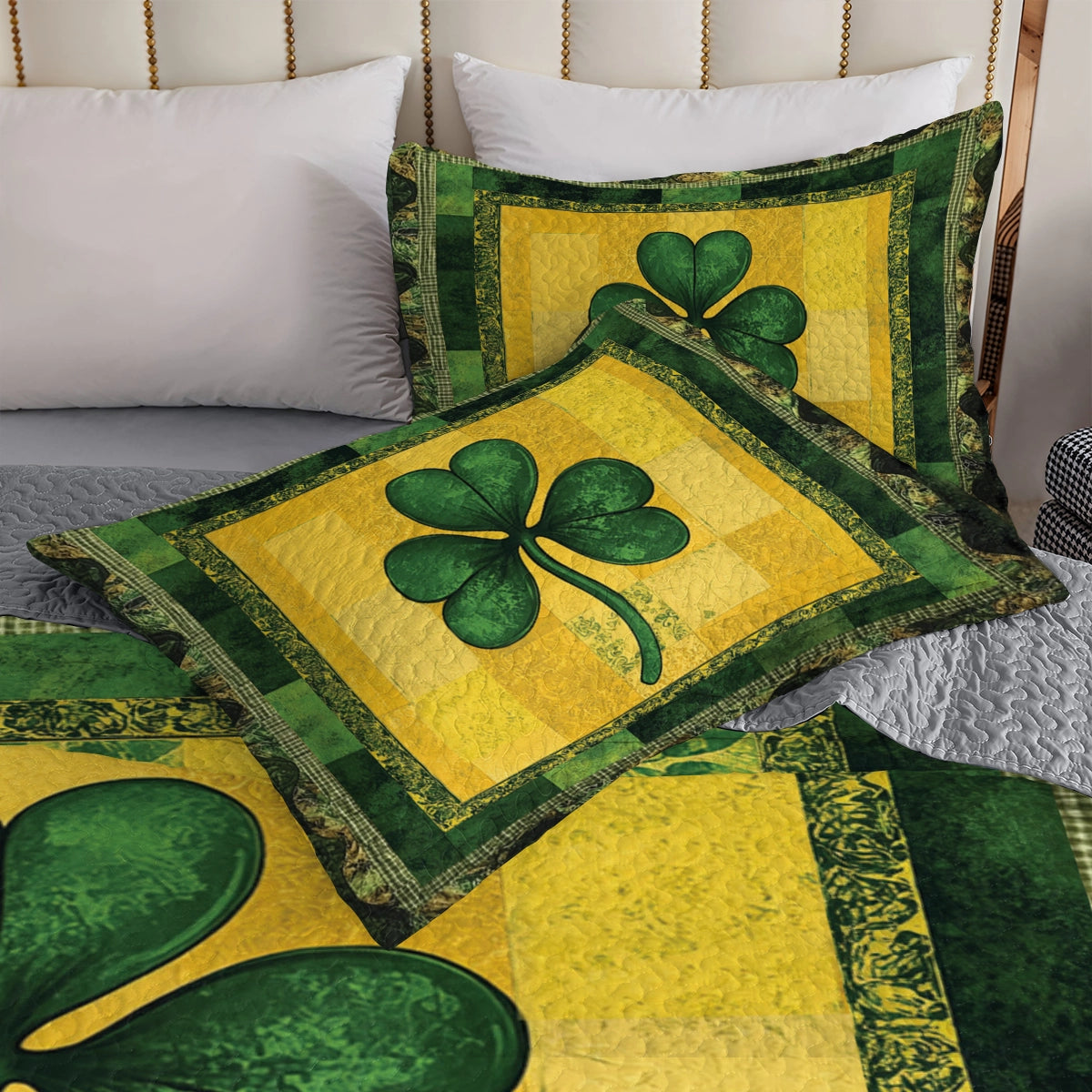 Shineful All Season Quilt 3-Piece Set - Celtic Shamrock Blessings