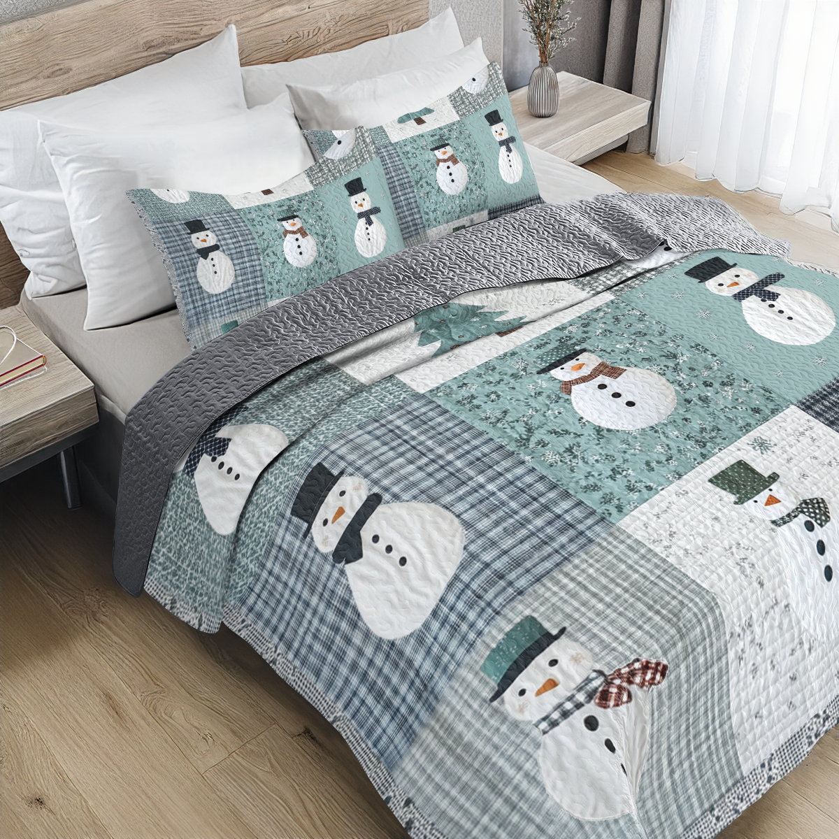 Shineful All Season Quilt 3-Piece Set - Snowy Gentlemen Patchwork