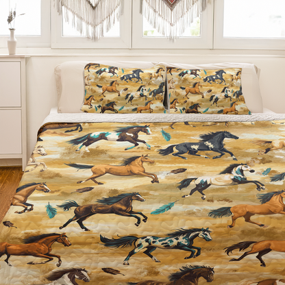 Shineful All Season Quilt 3-Piece Set Wild Horse Dreams