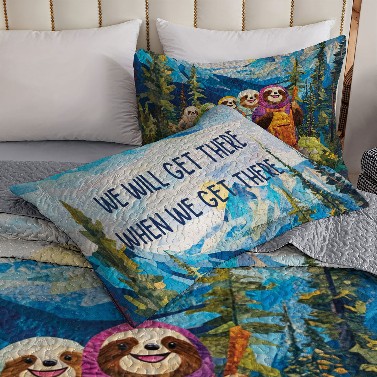 Shineful All Season Quilt 3-Piece Set Adventure Sloth Hiking