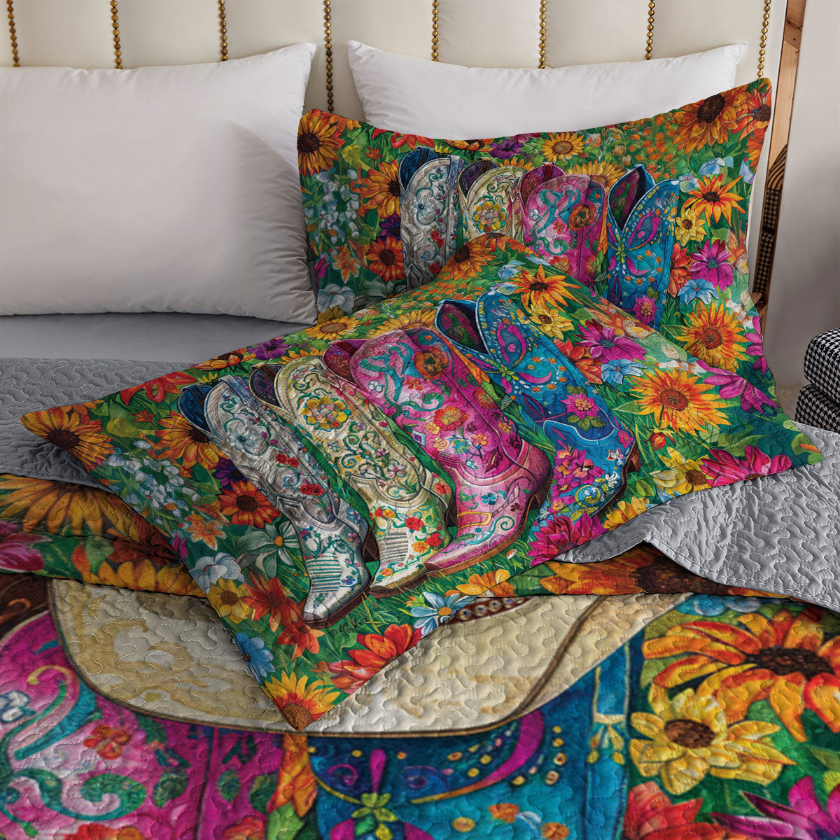 Shineful All Season Quilt 3-Piece Blossom Boots