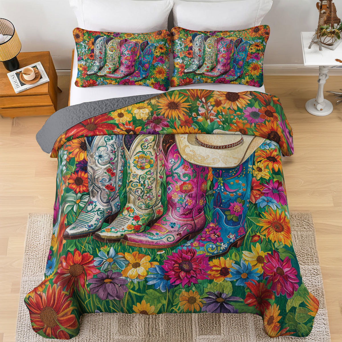Shineful All Season Quilt 3-Piece Blossom Boots