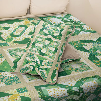 Shineful All Season Quilt 3-Piece Set - Green Irish Celtic Charm