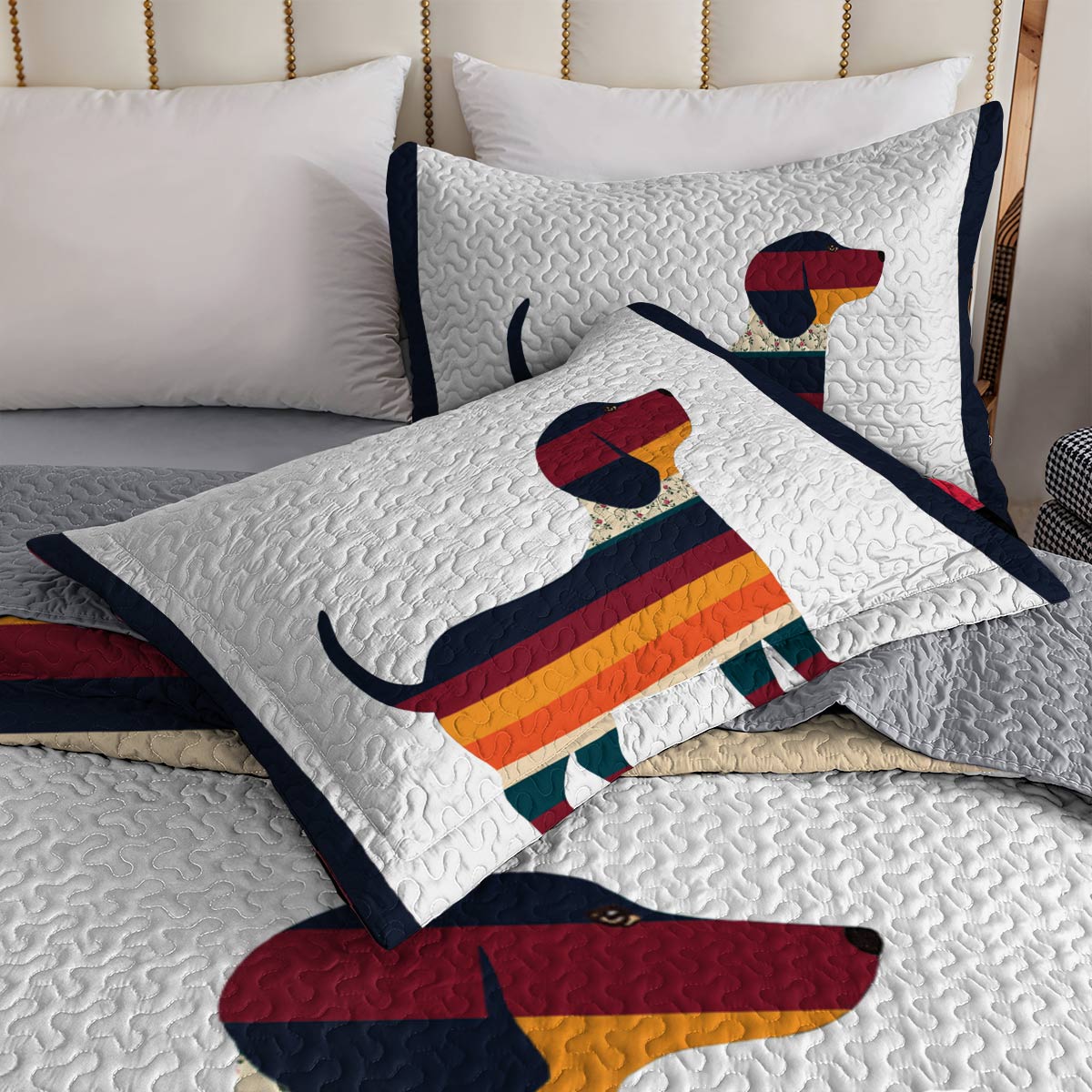 Shineful All Season Quilt 3-Piece Set Striped Dachshund