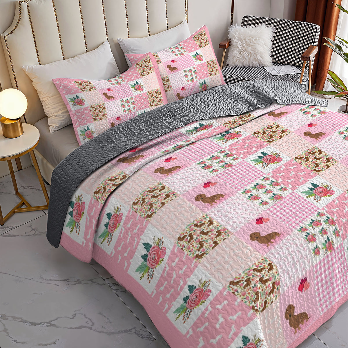 Shineful All Season Quilt 3-Piece Set Pink Patchwork Puppy