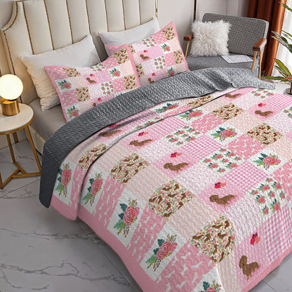 Shineful All Season Quilt 3-Piece Set Pink Patchwork Puppy