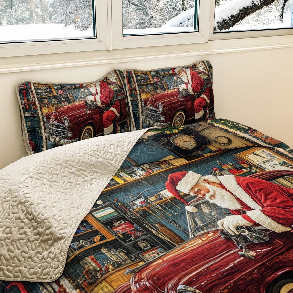 Shineful All Season Quilt 3-Piece Santa’s Workshop Magic
