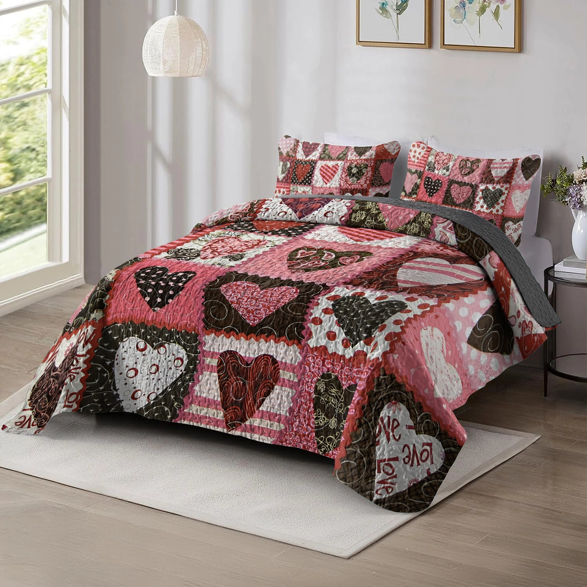 Shineful All Season Quilt 3-Piece Heartfelt Patchwork Quilt