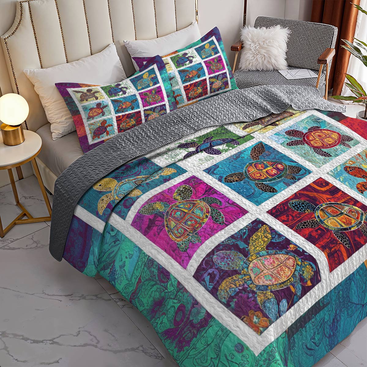 Shineful All Season Quilt 3-Piece Set  Gorgeous Sea Turtle Damask Pattern