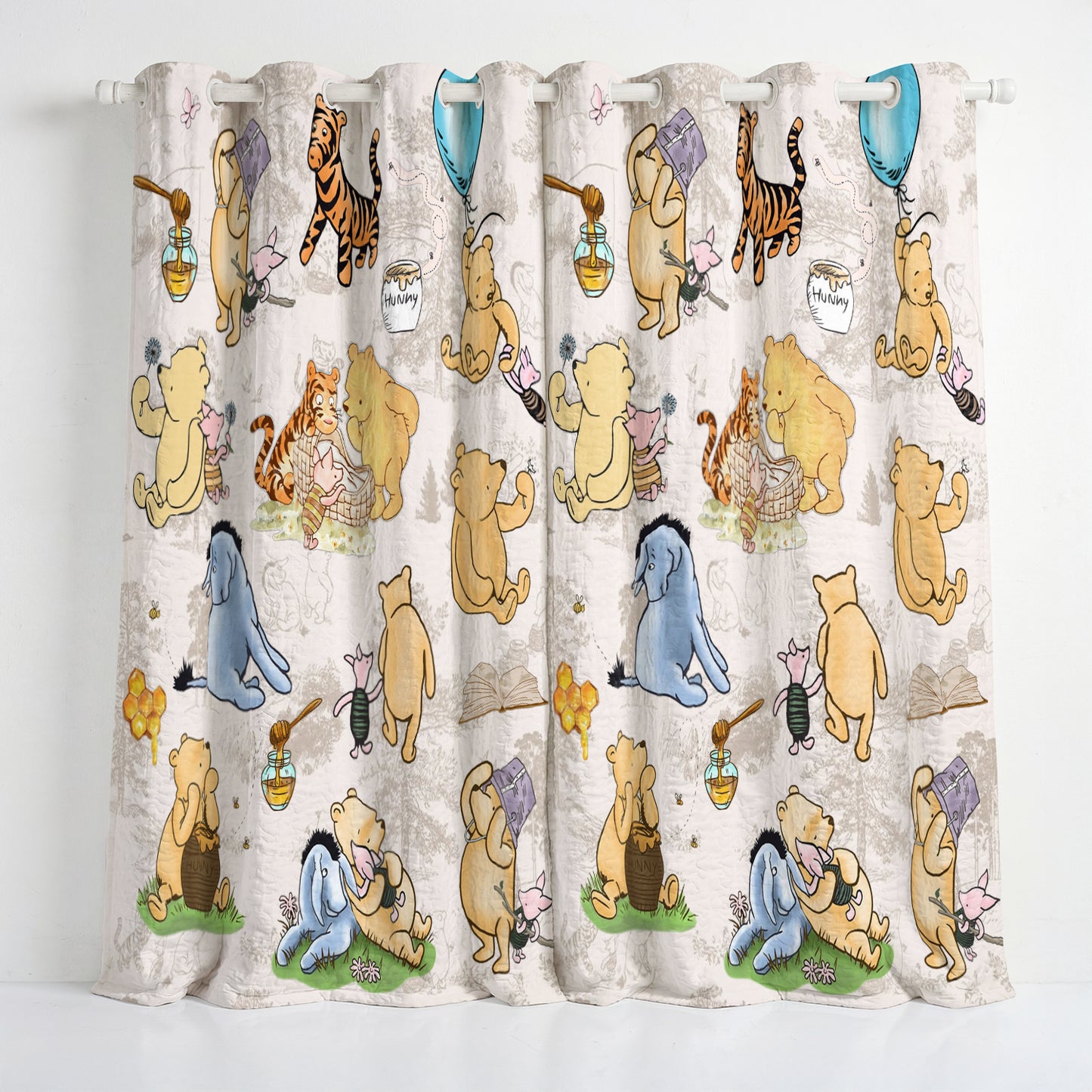 Shineful Quilted Curtain Pooh Friends