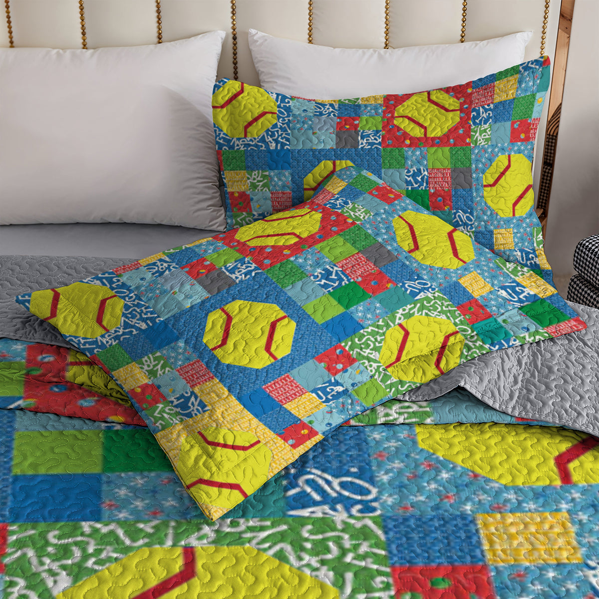 Shineful All Season Quilt 3-Piece Set Bright Softbal Patchwork
