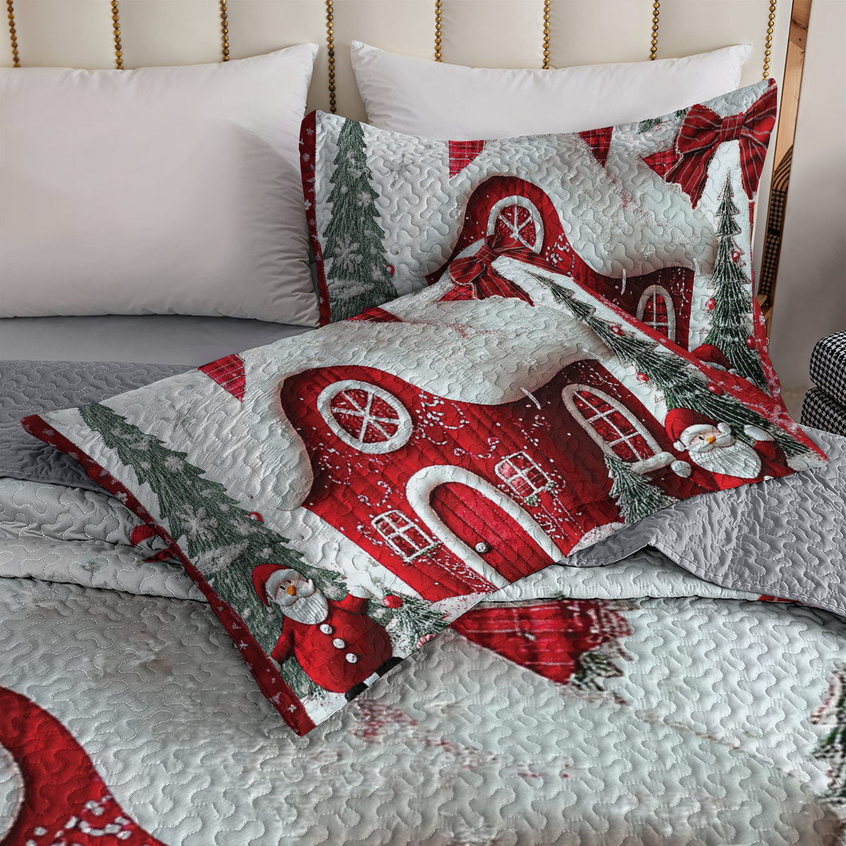 Shineful All Season Quilt 3-Piece Set - Whimsical Red House Christmas
