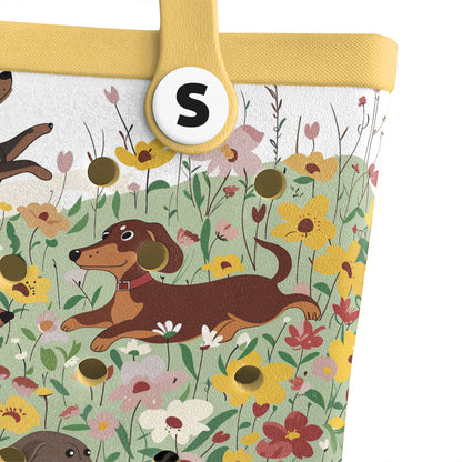 Shineful Beach Bag Dachshund In Flower Garden