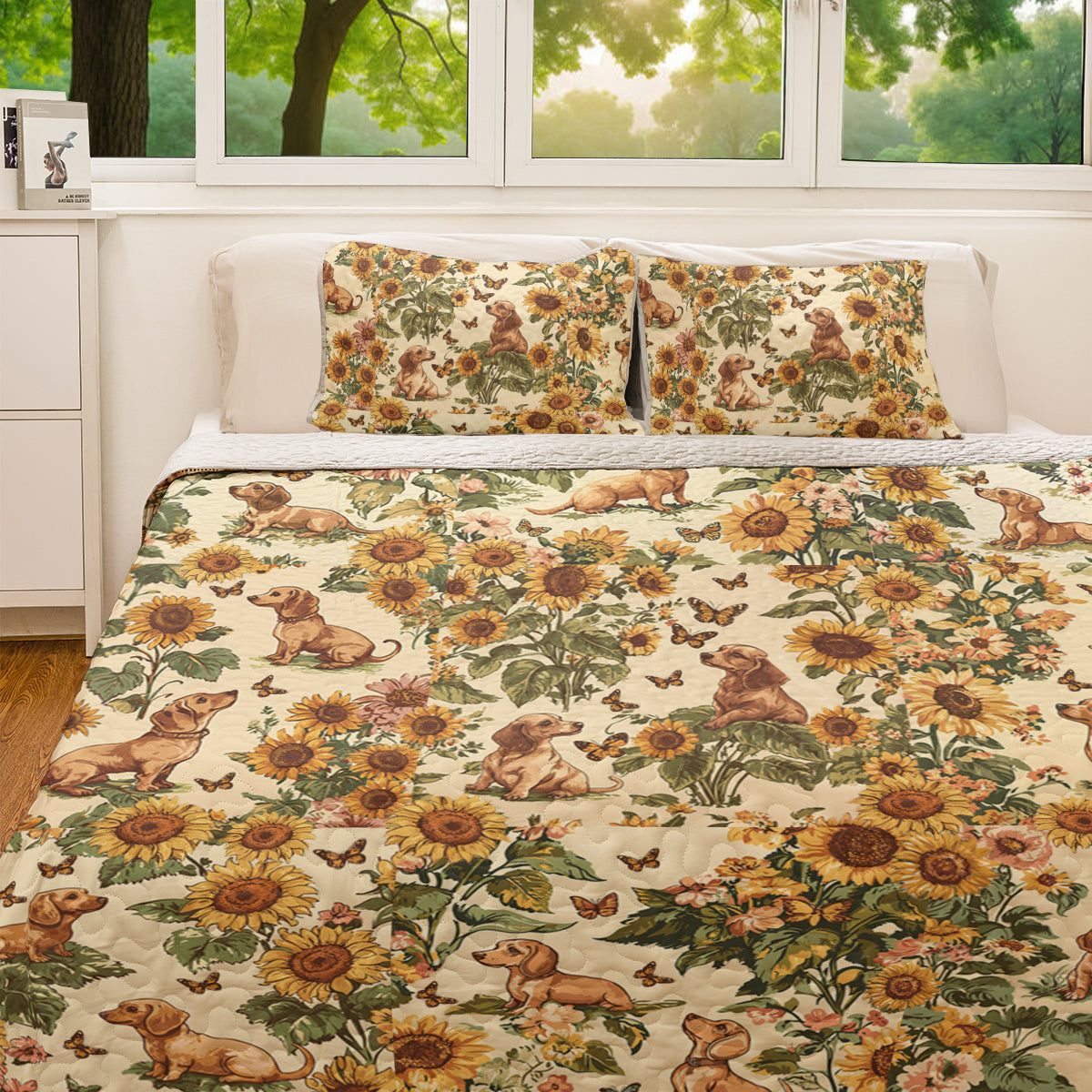 Shineful All Season Quilt 3-Piece Set Sunflower Dachshund Patch