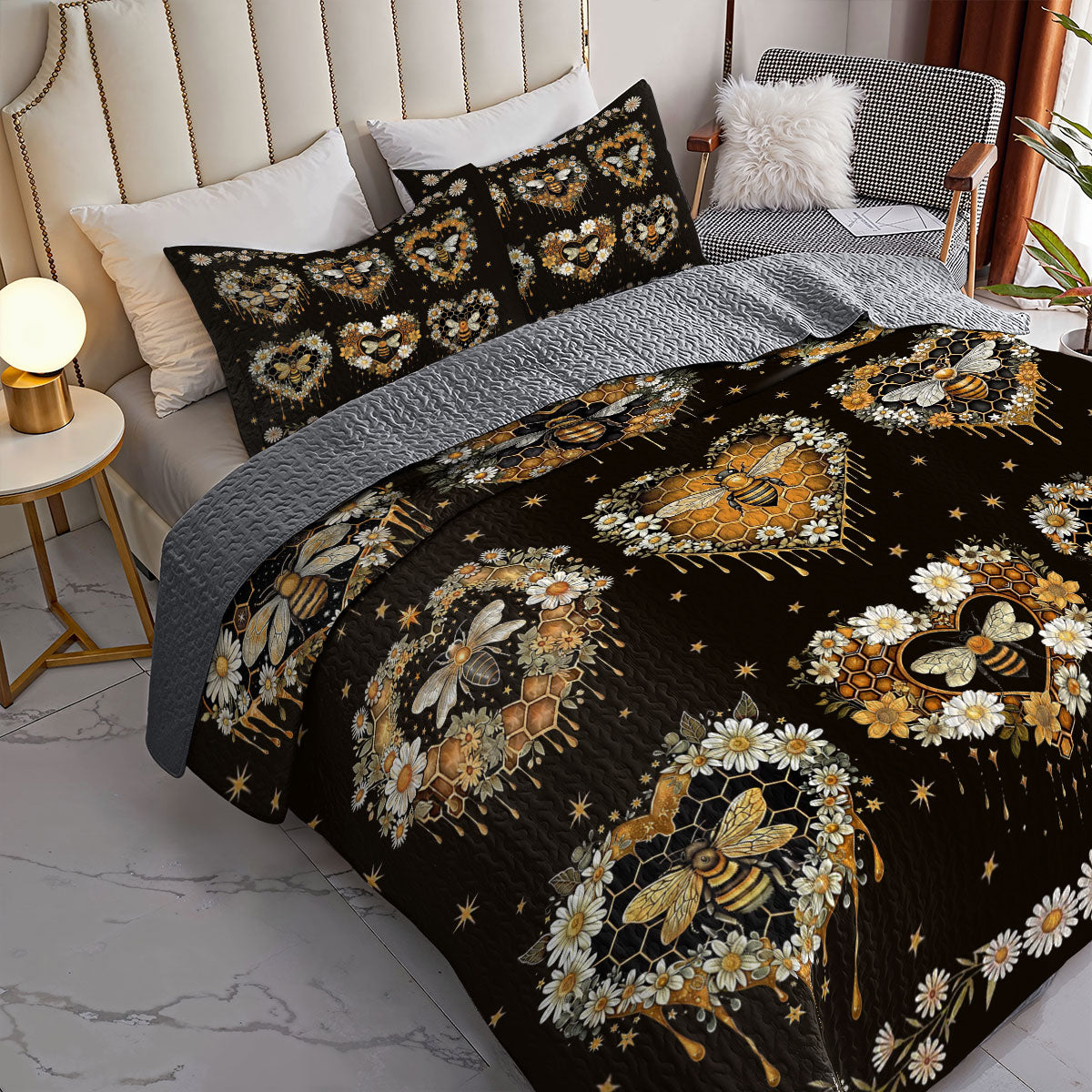 Shineful All Season Quilt 3-Piece Set Moonlit Honeyheart Quilt
