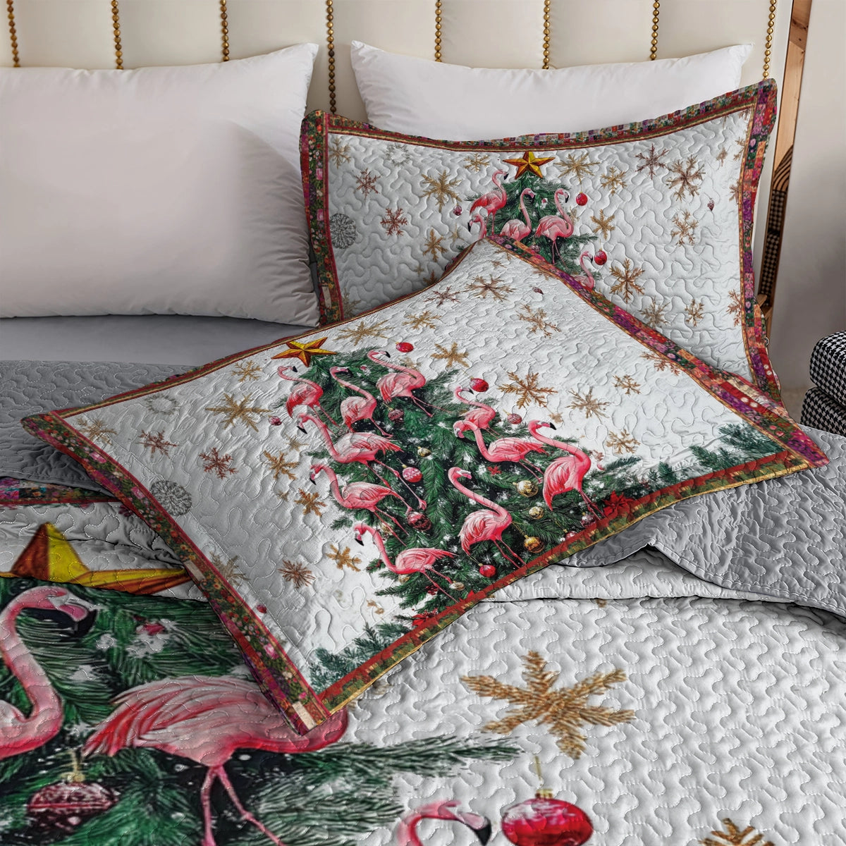 Shineful All Season Quilt 3-Piece Set - Tropical Christmas with Flamingos