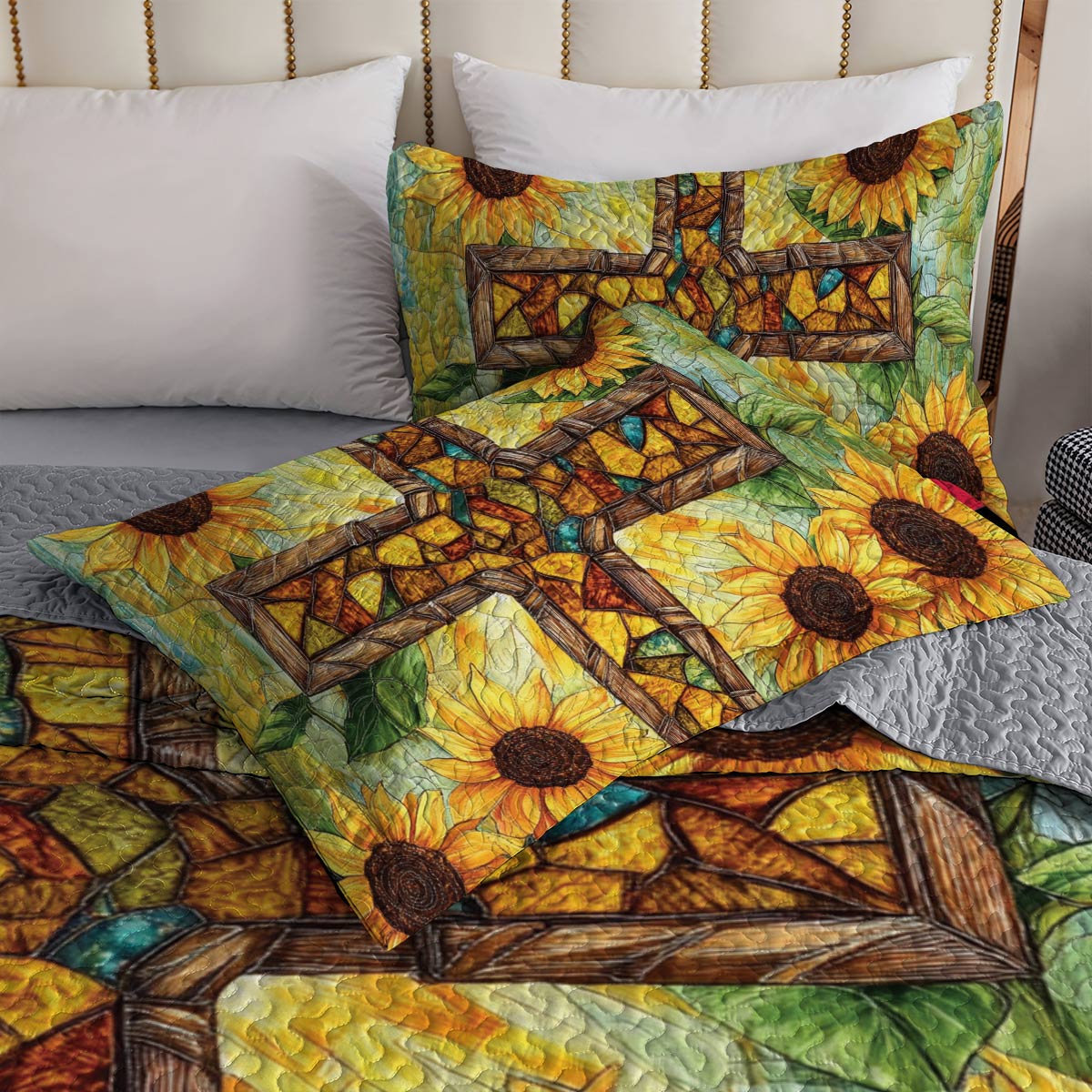 Shineful All Season Quilt 3-Piece Set Sunflower Cross