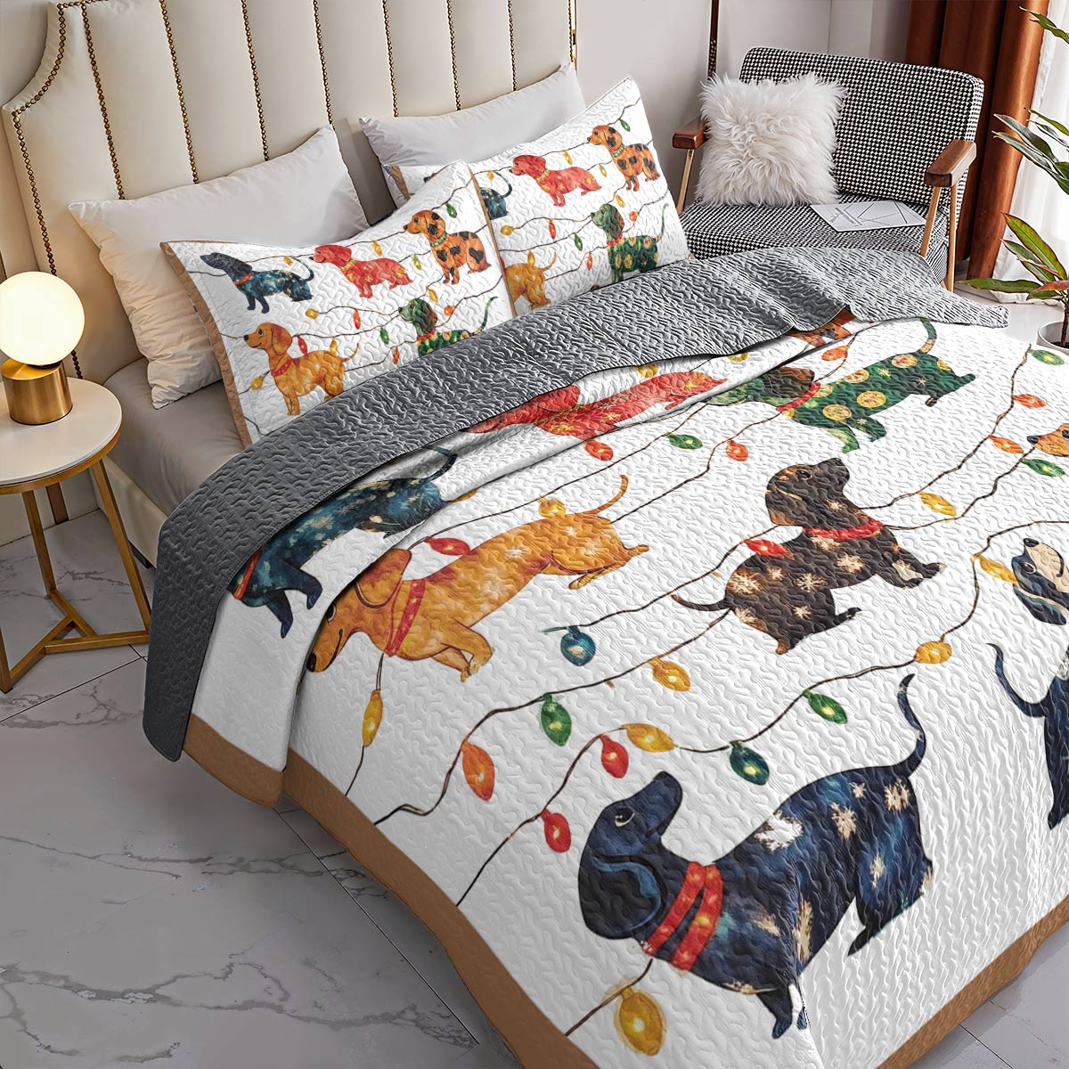 Shineful All Season Quilt 3-Piece Set - Dachshund Christmas Lights