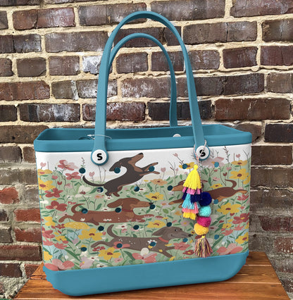 Shineful Beach Bag Dachshund In Flower Garden