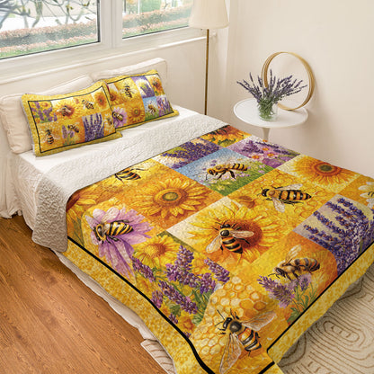 Shineful All Season Quilt 3-Piece Set Bee Sweet