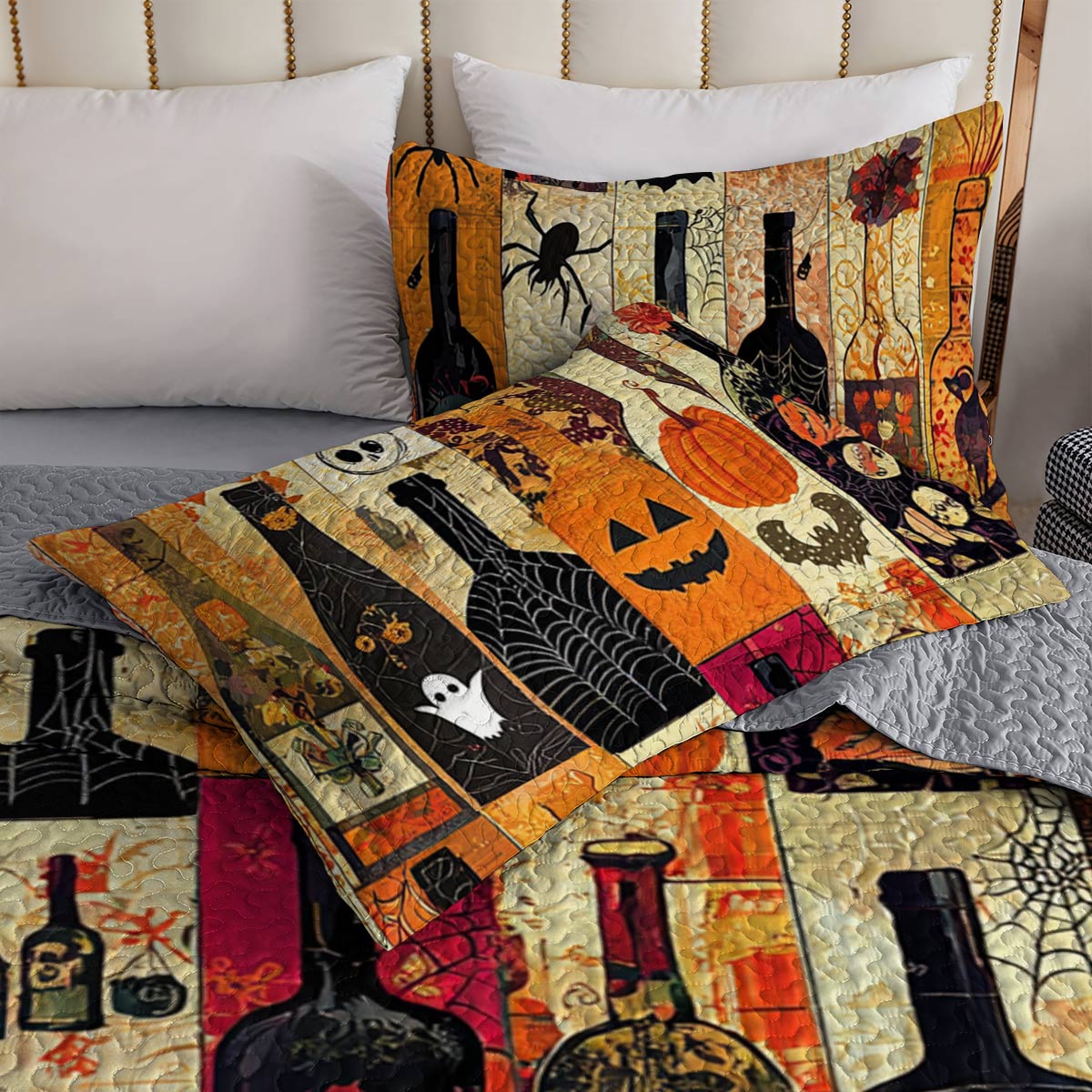 Shineful All Season Quilt 3-Piece Set Halloween Dazzling Wine Bottles