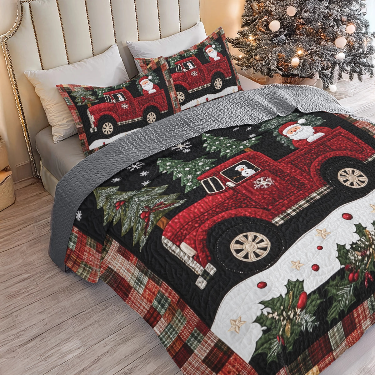 Shineful All Season Quilt 3-Piece Set Christmas  Santa's Red Truck