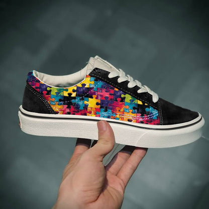 Shineful Sneakers Colorful Puzzle